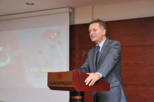 Посольство Турции наградило сотрудника Trend, нашедшего могилу турецкого солдата в Губе - ФОТО