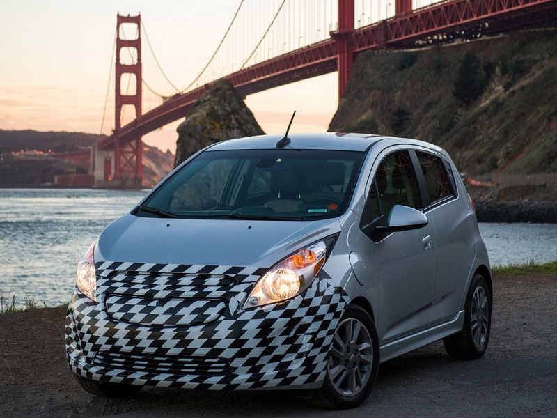 Модули spark. Chevrolet Spark ev. Chevrolet Spark 100. Шевроле Спарк 2014. Электрический Шевроле Спарк.