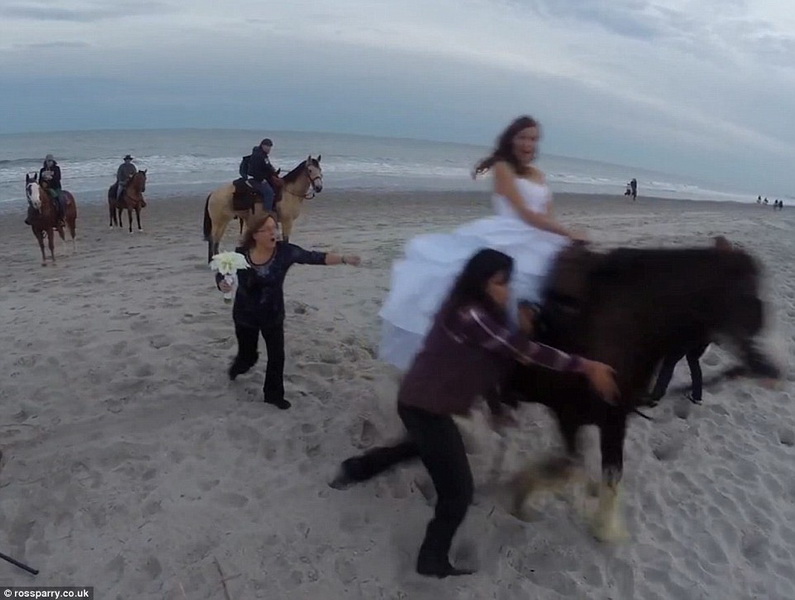 Невеста пережила казус во время свадебной фотосессии - ФОТО - ВИДЕО