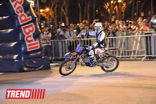 Грандиозное шоу фристайл мотокросса Red Bull X-Fighters Jams в Баку - ОБНОВЛЕНО - ФОТО