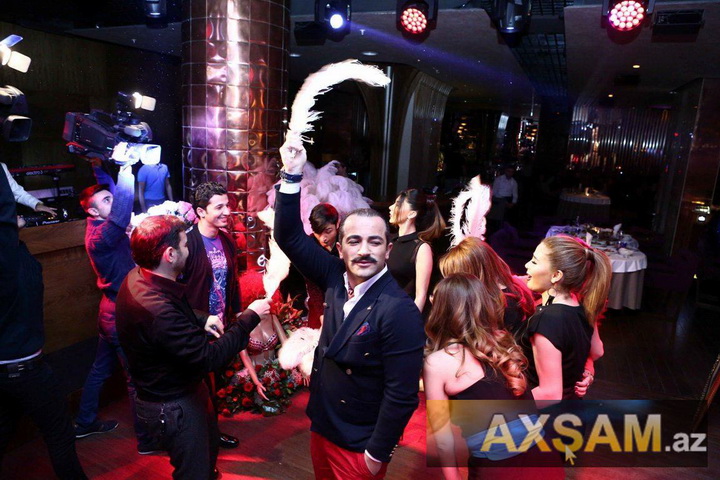 "Звезды" азербайджанского шоу-бизнеса: Танцуют все - ФОТО