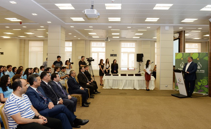 Волонтерам первых Евроигр вручены благодарственные грамоты от имени Президента Ильхама Алиева и Первой леди Мехрибан Алиевой - ФОТО