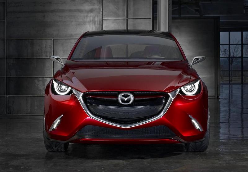 Новая компактная модель Toyota получит двигатели Mazda - ФОТО