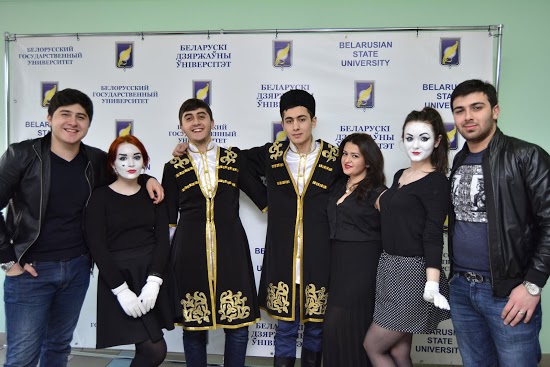 Азербайджанцы Беларуси отметили праздник Новруз - ФОТО