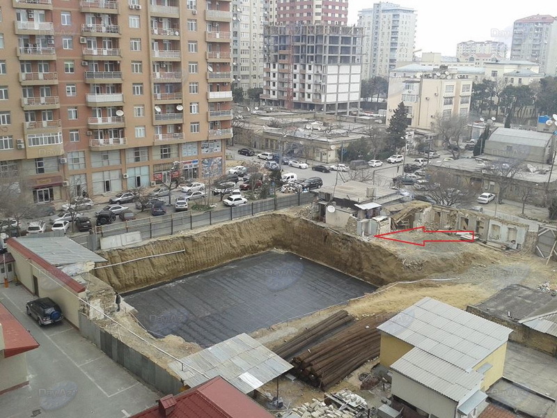 Здания которые находятся в опасности. Баку жилые районы.