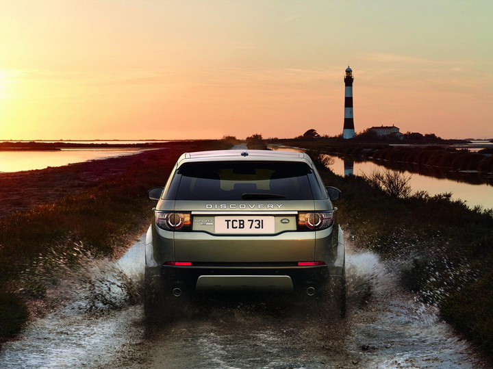Последняя новинка Land Rover за полгода подорожала на полмиллиона - ФОТО