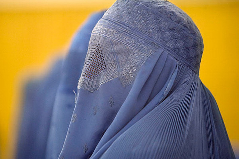 Для женщин Саудовской Аравии ввели жесткий запрет - ФОТО
