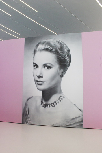 В Центре Гейдара Алиева проходит уникальная выставка "Грейс Келли: принцесса и икона стиля" - ФОТО
