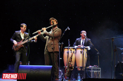 Современный латинский джаз на бакинской сцене - ФОТО