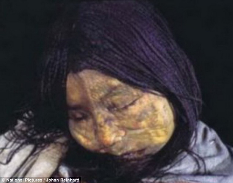 Ученые раскрыли тайну 500-летней девочки-мумии - ФОТО