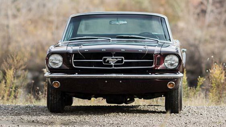 Уникальный прототип Ford Mustang уйдет с аукциона - ФОТО