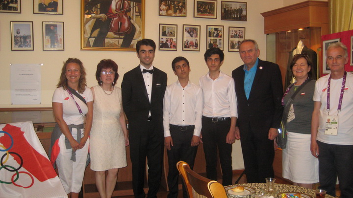 Дом Ростроповичей в Баку посетили гости из Польши - ФОТО