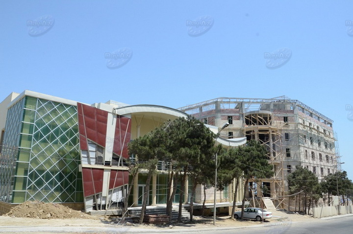 Новый отель в Баку – ФОТО