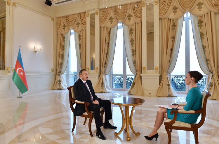 Президент Ильхам Алиев: "Азербайджан и Россия - это два дружественных государства, которые активно развиваются и готовы противостоять всем вызовам" - ОБНОВЛЕНО - ФОТО - ВИДЕО