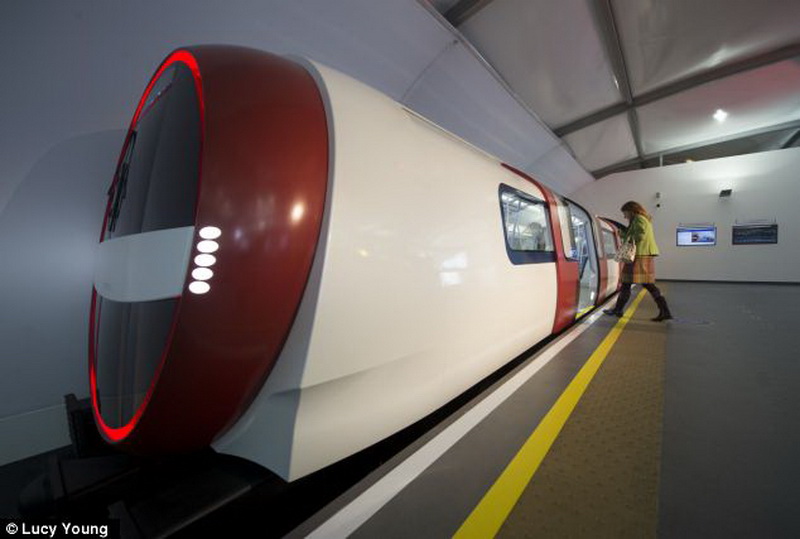 Young metro future. Siemens inspiro Лондон. Поезда метро будущего. Метро будущего концепт. Лондонский метрополитен в будущем.