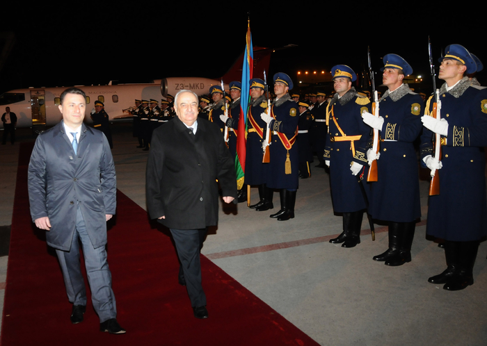 Премьер-министр Македонии прибыл с официальным визитом в Азербайджан - ФОТО