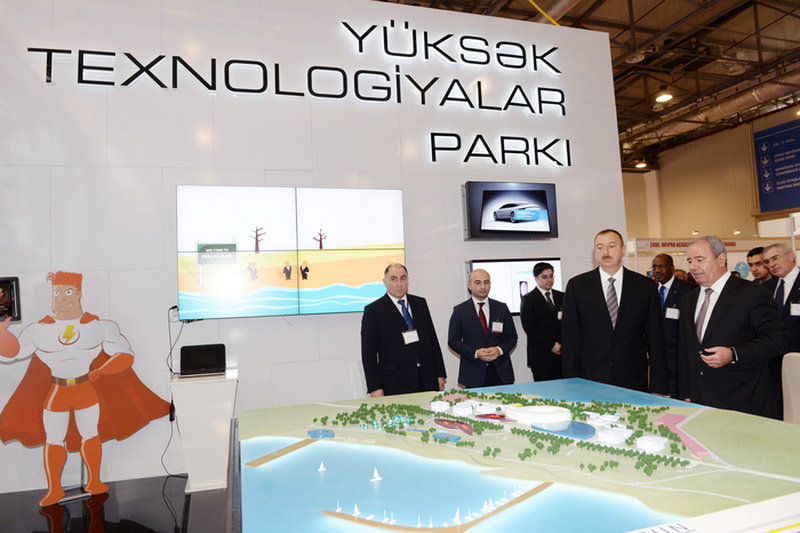 Президент Ильхам Алиев: "Внимание со стороны ведущих IT компаний к Азербайджану растет" - ОБНОВЛЕНО - ФОТО