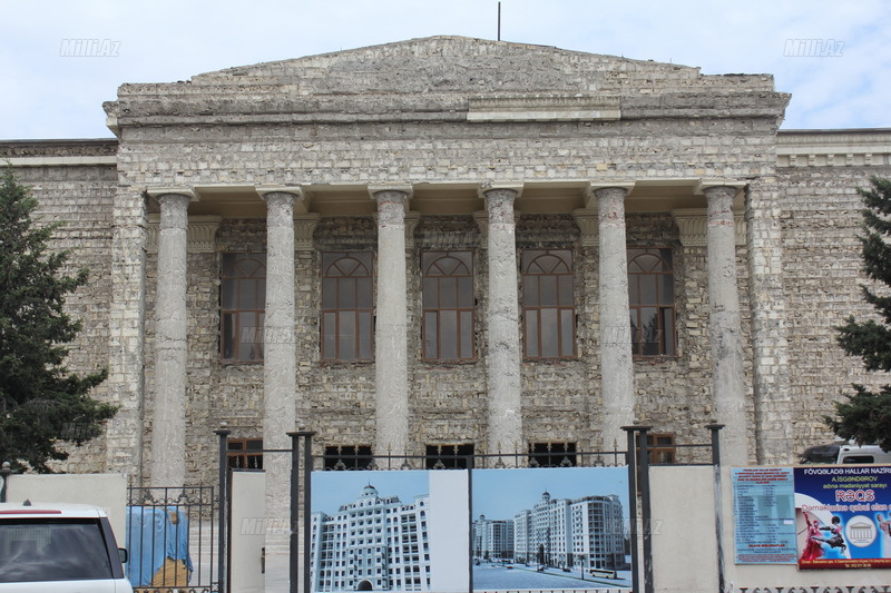 В столице снесли известный Дворец культуры - ФОТО