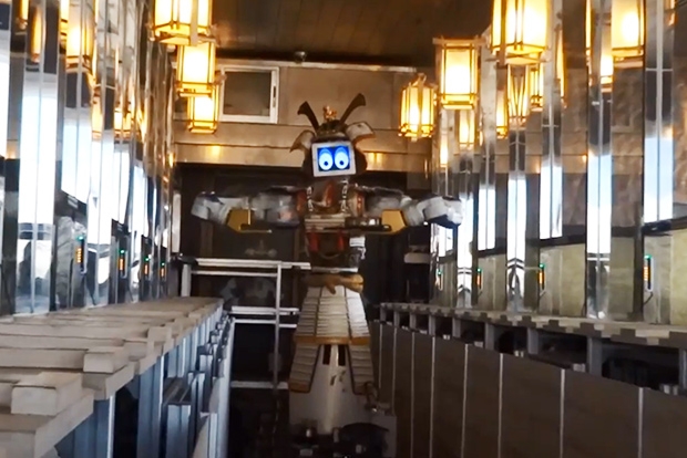 10 ресторанов и отелей, где работают роботы - ФОТОСЕССИЯ