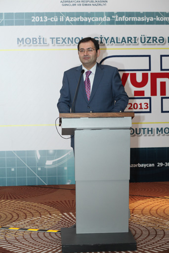 В Баку проходит молодежный форум по мобильным технологиям - ФОТО