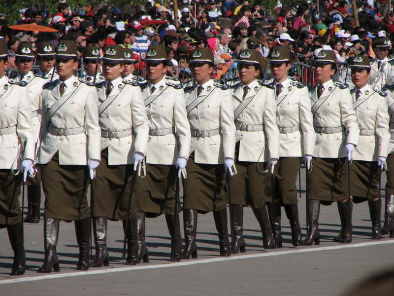 Девушки в армиях разных стран мира - ФОТОСЕССИЯ