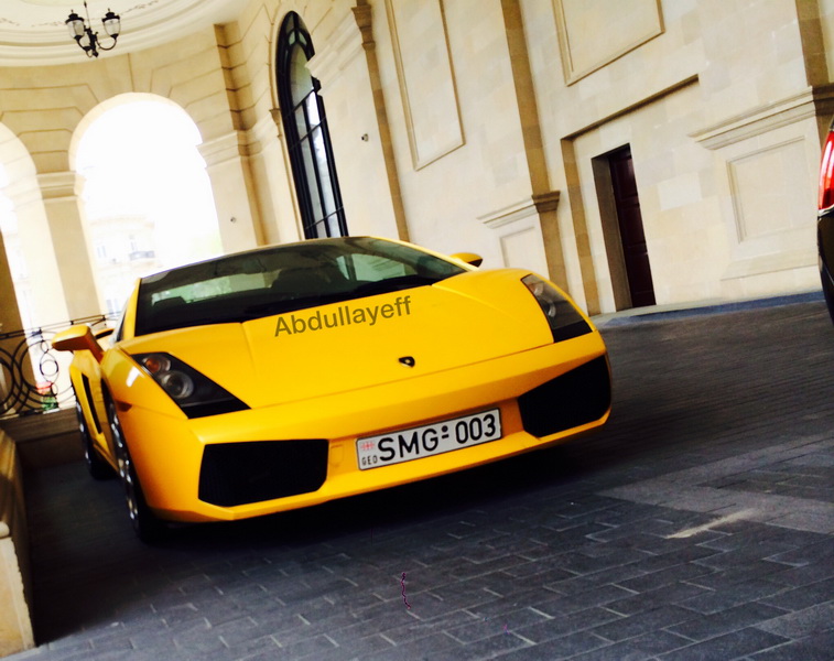 В Баку замечен желтый суперкар Lamborghini - ОБНОВЛЕНО - ФОТО - ВИДЕО