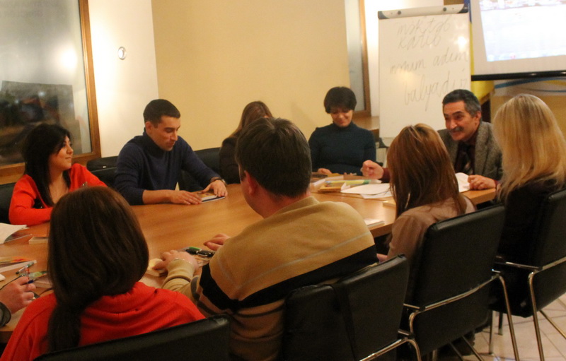 В Украине стартовали курсы азербайджанского языка - ФОТО