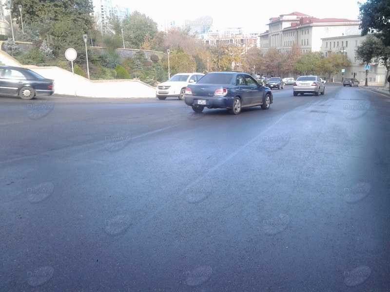 Как центр Баку разгружают от автомобилей - ФОТО