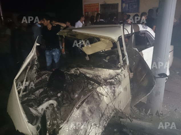 6 человек погибли при столкновении Mercedes и ВАЗ-2106 в Баку - ОБНОВЛЕНО - ФОТО