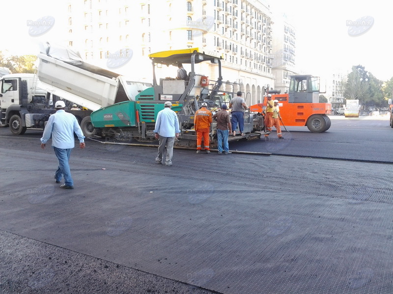 Продолжается реконструкция одного из центральных проспектов Баку - ФОТО