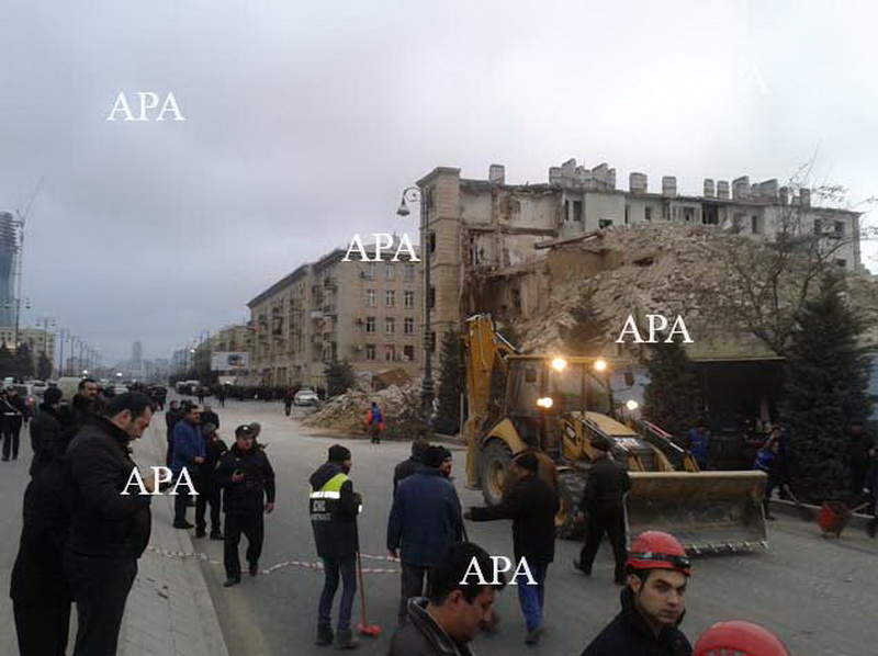 В Баку обрушилось здание: установлена личность погибших - ОБНОВЛЕНО - ФОТО