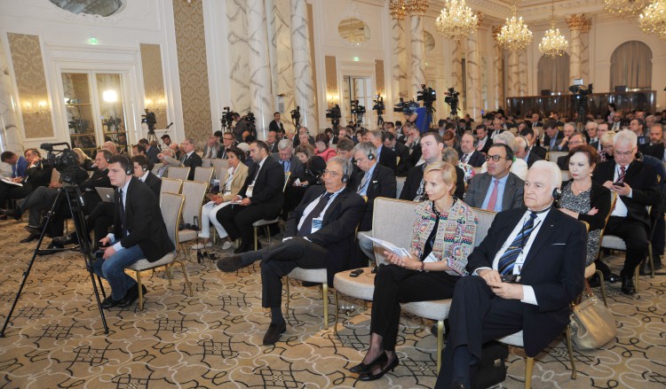 Новруз Мамедов: Азербайджан теряет веру в Европу и Запад - ФОТО