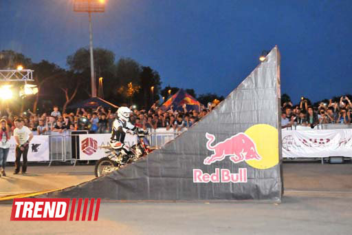 Грандиозное шоу фристайл мотокросса Red Bull X-Fighters Jams в Баку - ОБНОВЛЕНО - ФОТО