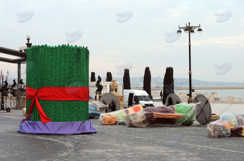 Баку готовится к красочным торжествам по случаю Новруза - ФОТОСЕССИЯ