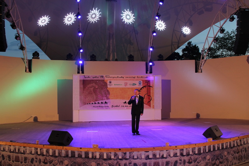 В Шеки проходит Международный музыкальный фестиваль "Шелковый путь" - ОБНОВЛЕНО - ФОТО