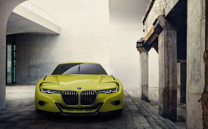 BMW построила новый концепт-кар в память о гоночном "Бэтмобиле" - ФОТО