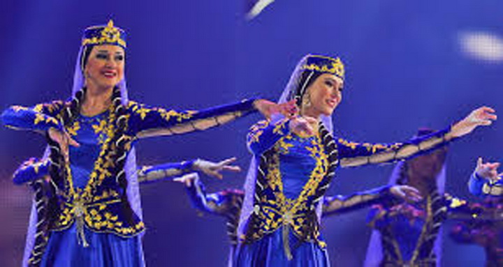 Узбекские СМИ об азербайджанском народном танце - ФОТО