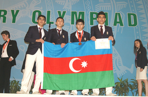 Азербайджан принял флаг Международной химической олимпиады - ФОТО