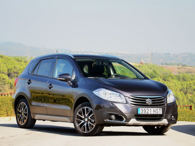 Новый Suzuki SX4 претерпел качественные изменения - ФОТО