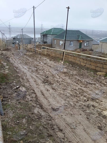 Жители бакинского поселка надеются на "чудо" – ФОТО