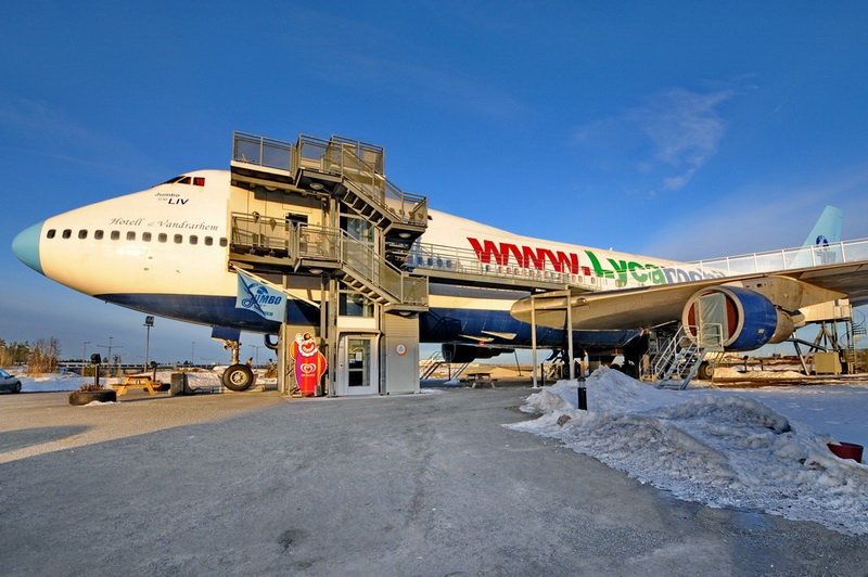 Необыкновенный отель-самолет Боинг-747 в Стокгольме - ФОТОСЕССИЯ