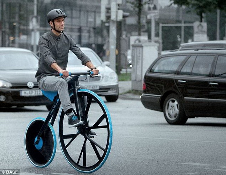 В Германии создали уникальный электрический велосипед - ФОТО