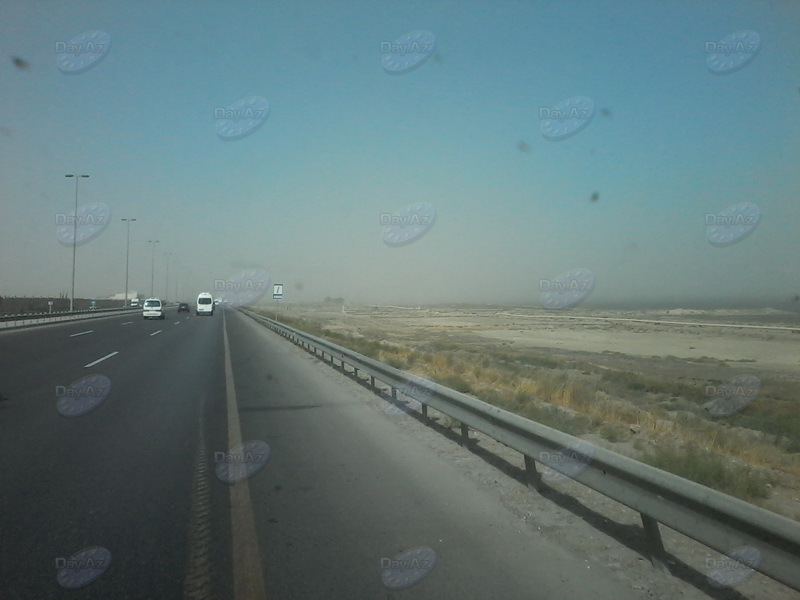 На трассе Баку-Алят наблюдается "песчаная буря" - ФОТО