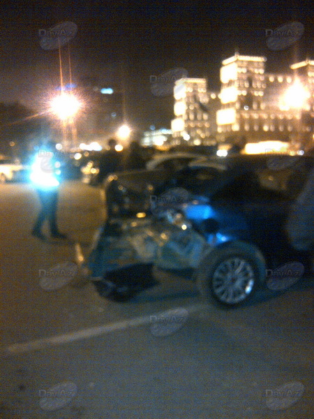В центре Баку произошло ДТП: столкнулись ВАЗ-2107 и Fiat - ФОТО