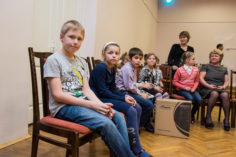 Вице-президент Фонда Гейдара Алиева Лейла Алиева посетила ряд детдомов и школ-интернатов в Санкт-Петербурге - ФОТО