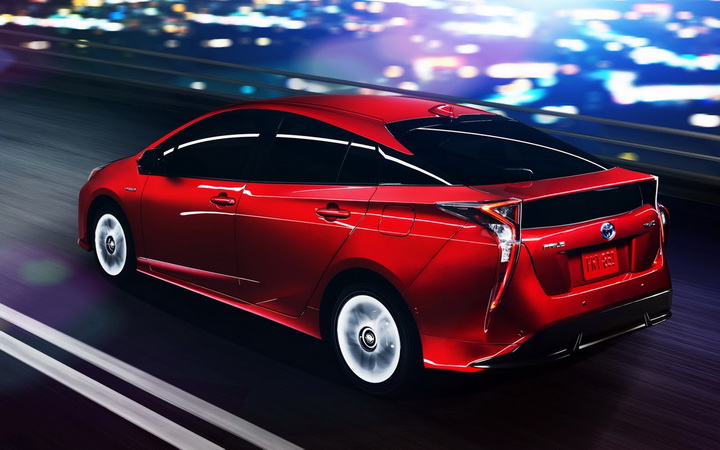 Новая Toyota Prius идет на рекорд - ФОТО