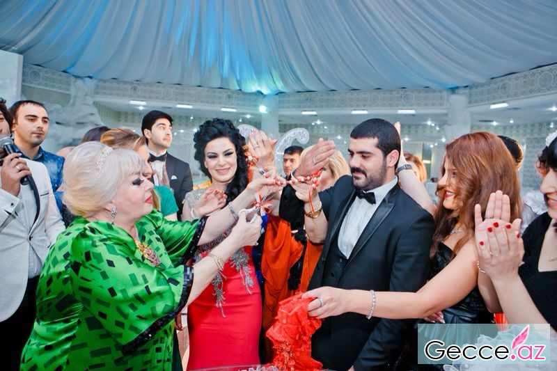 Ильхама Гулиева поздравила азербайджанскую телеведущую – ФОТО – ВИДЕО