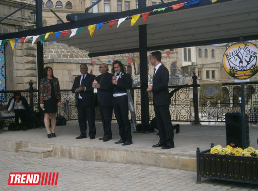 В Баку проходит международный фестиваль "Bizim teatr" - ФОТО