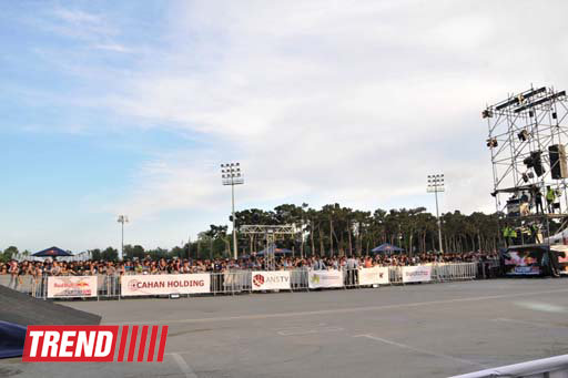 Грандиозное шоу фристайл мотокросса Red Bull X-Fighters Jams в Баку - ОБНОВЛЕНО - ФОТО