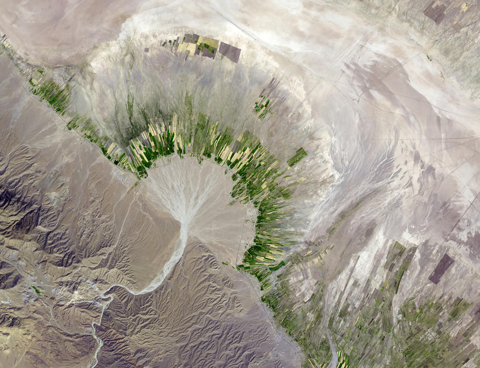 Вид сверху: лучшие фото НАСА - ФОТОСЕССИЯ